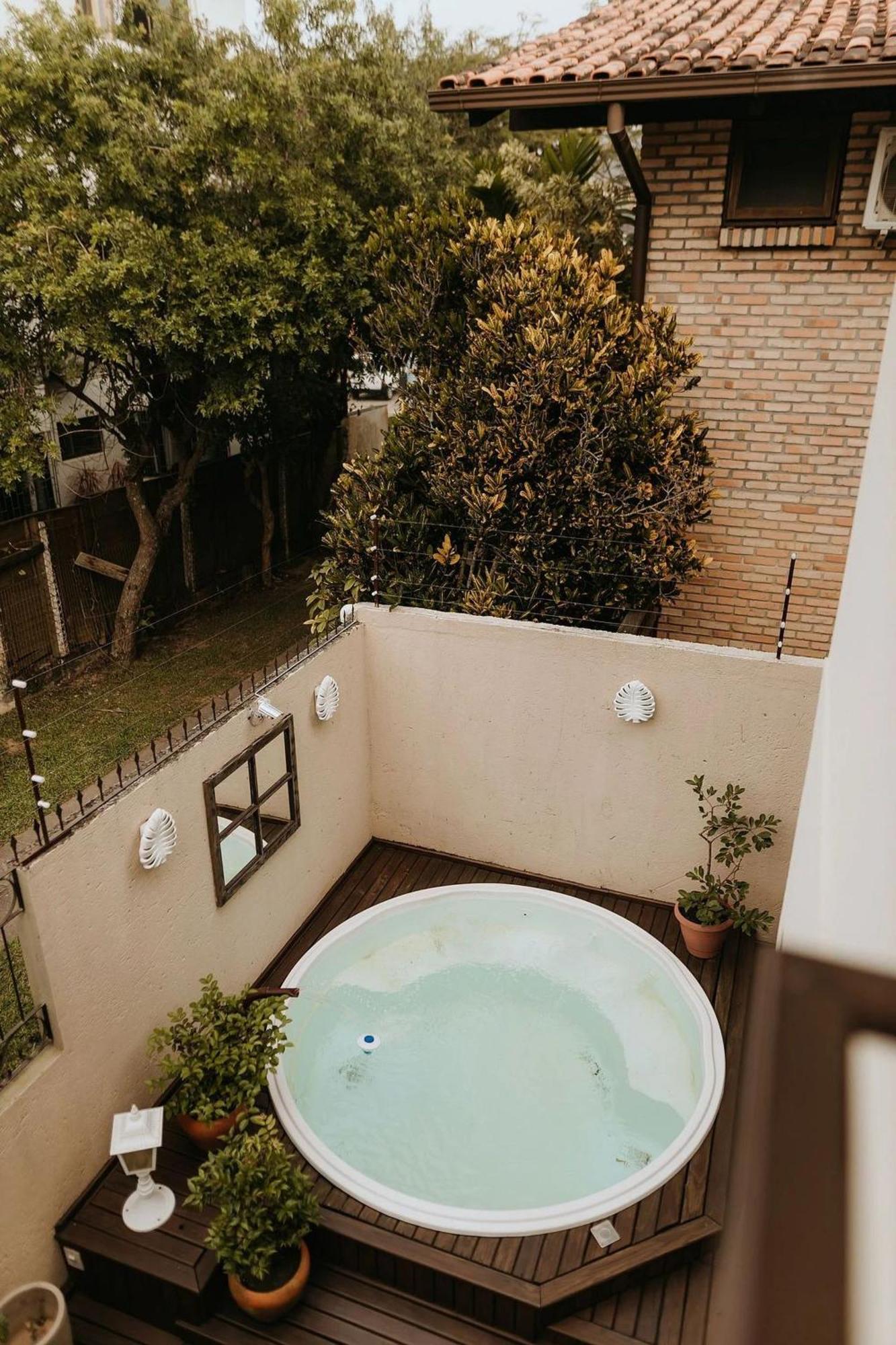 Pousada Paty'S Garden ฟลอเรียนอโปลิส ภายนอก รูปภาพ